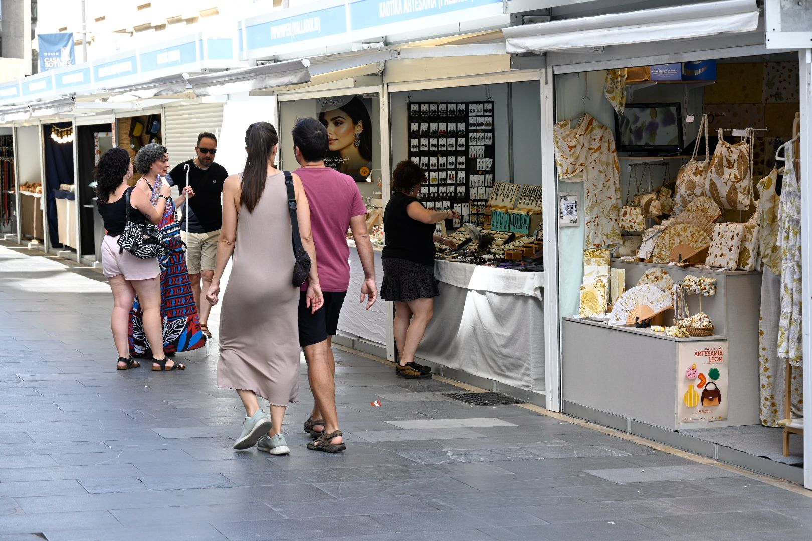 Feria de Artesanía de León. | SAÚL ARÉN Feria de Artesanía de León. | SAÚL ARÉN