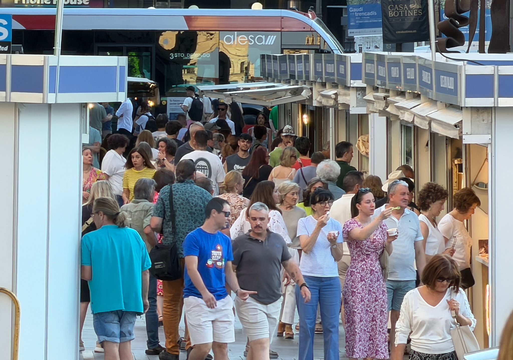 Feria de Artesanía de León. | SAÚL ARÉN