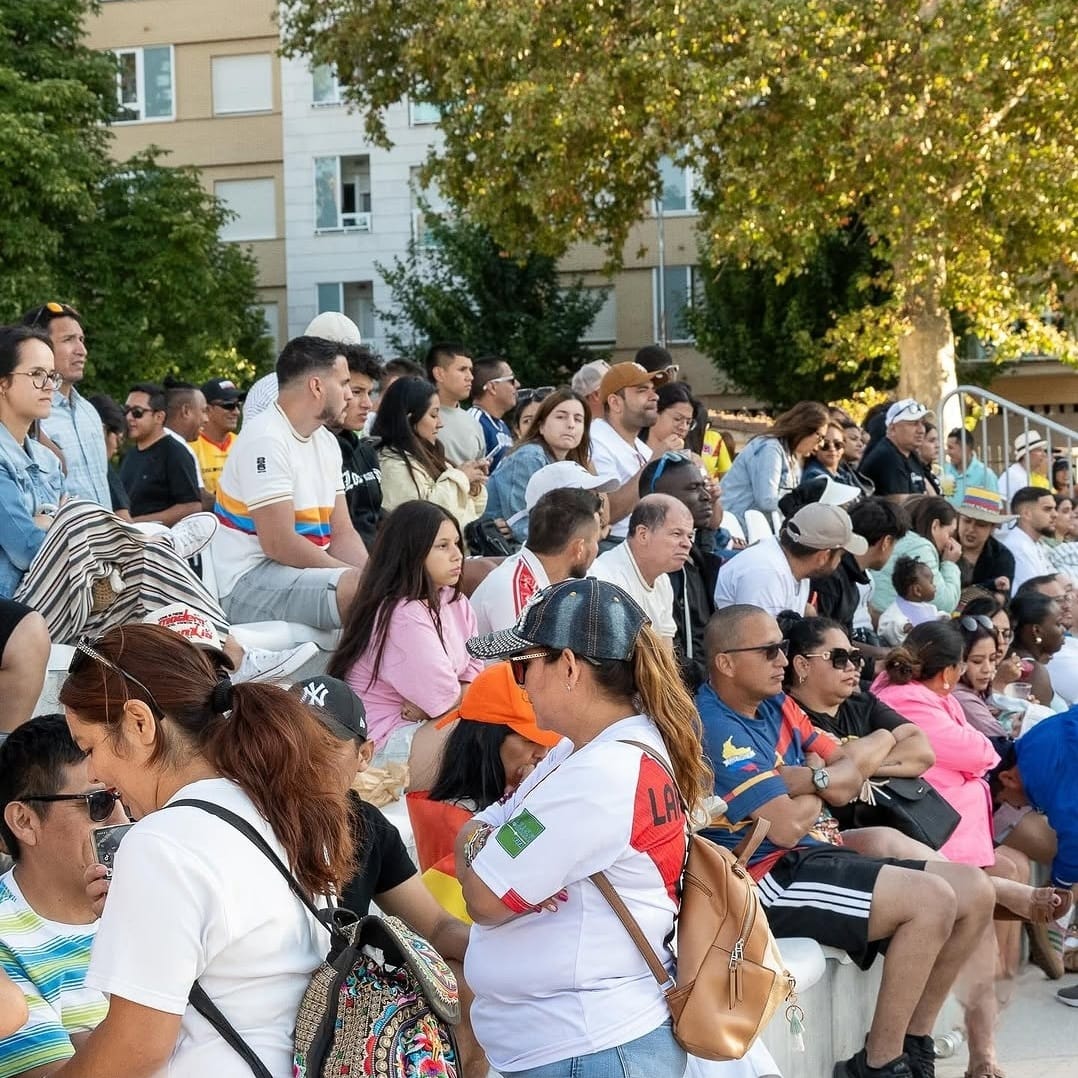 Aficionados en las gradas del CHF durante la edición pasada. MUNDIALITO LEONÉS Aficionados en las gradas del CHF durante la edición pasada. MUNDIALITO LEONÉS