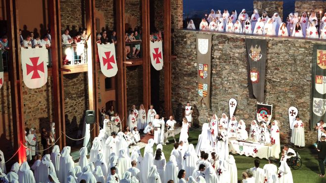 Nombramiento de Caballeros Templarios en el Castillo. | GARCÍA BUESO