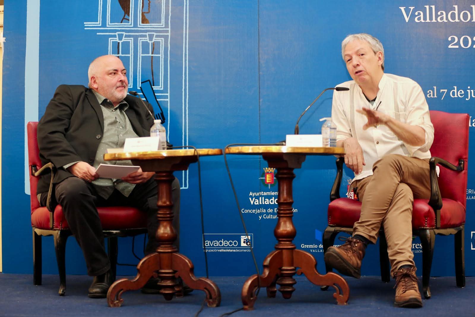 José Ignacio García y David Toscana. | MONTSE ÁLVAREZ (FERIA DEL LIBRO DE VALLADOLID)