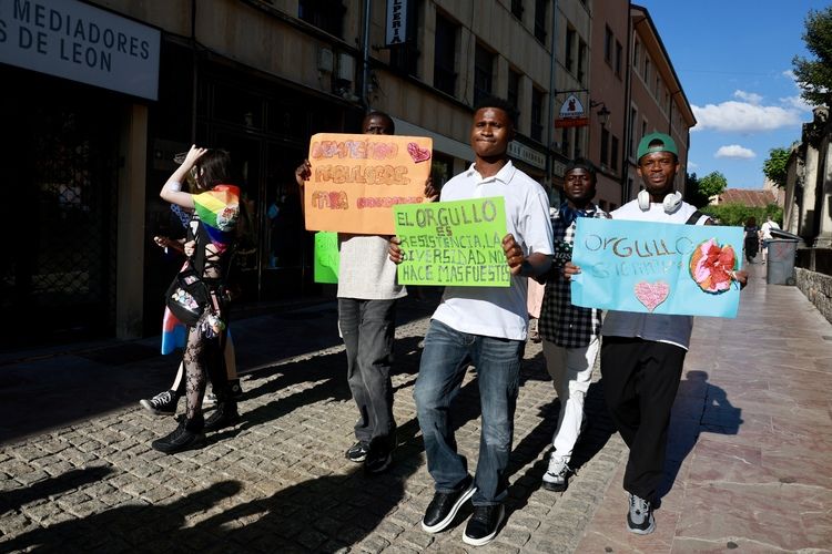 La manifestación del Orgullo LGTBIAQ+ (6)
