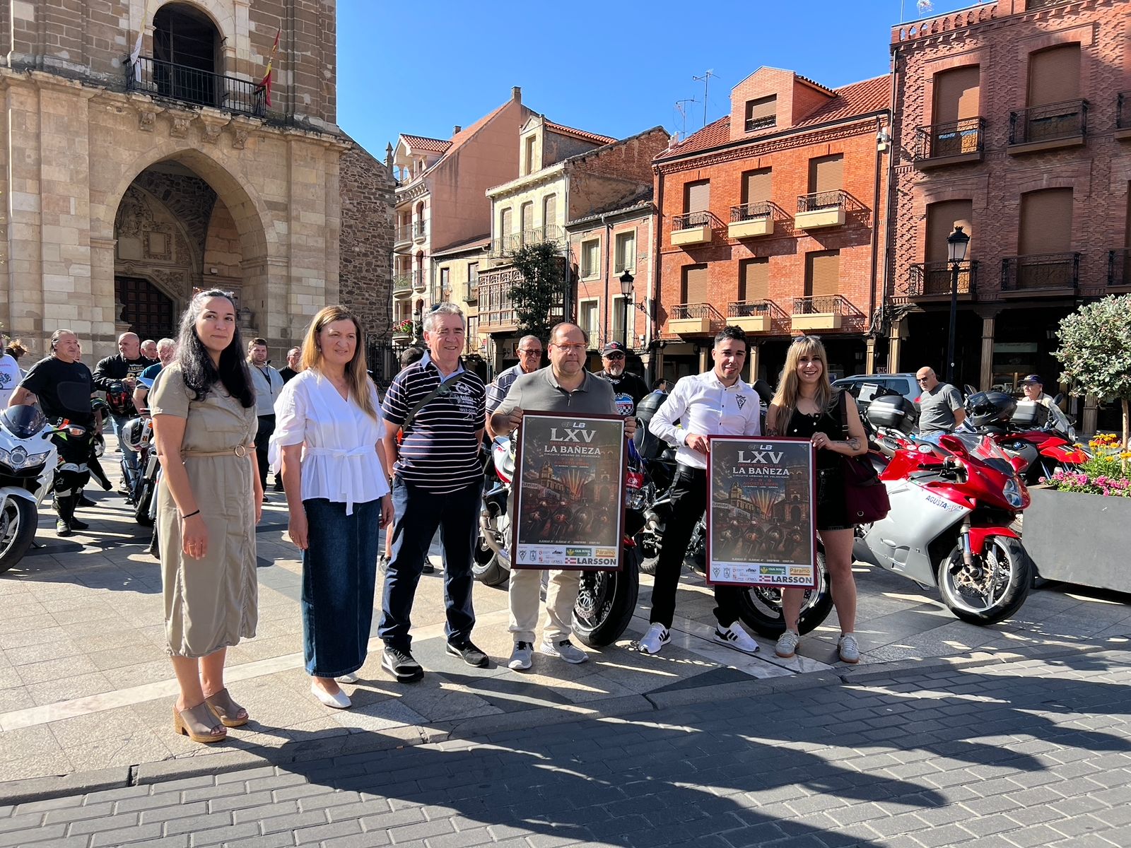 Presentación del cartel del 65º aniversario del Gran Premio de Velocidad Ciudad de La Bañeza | L.N.C.