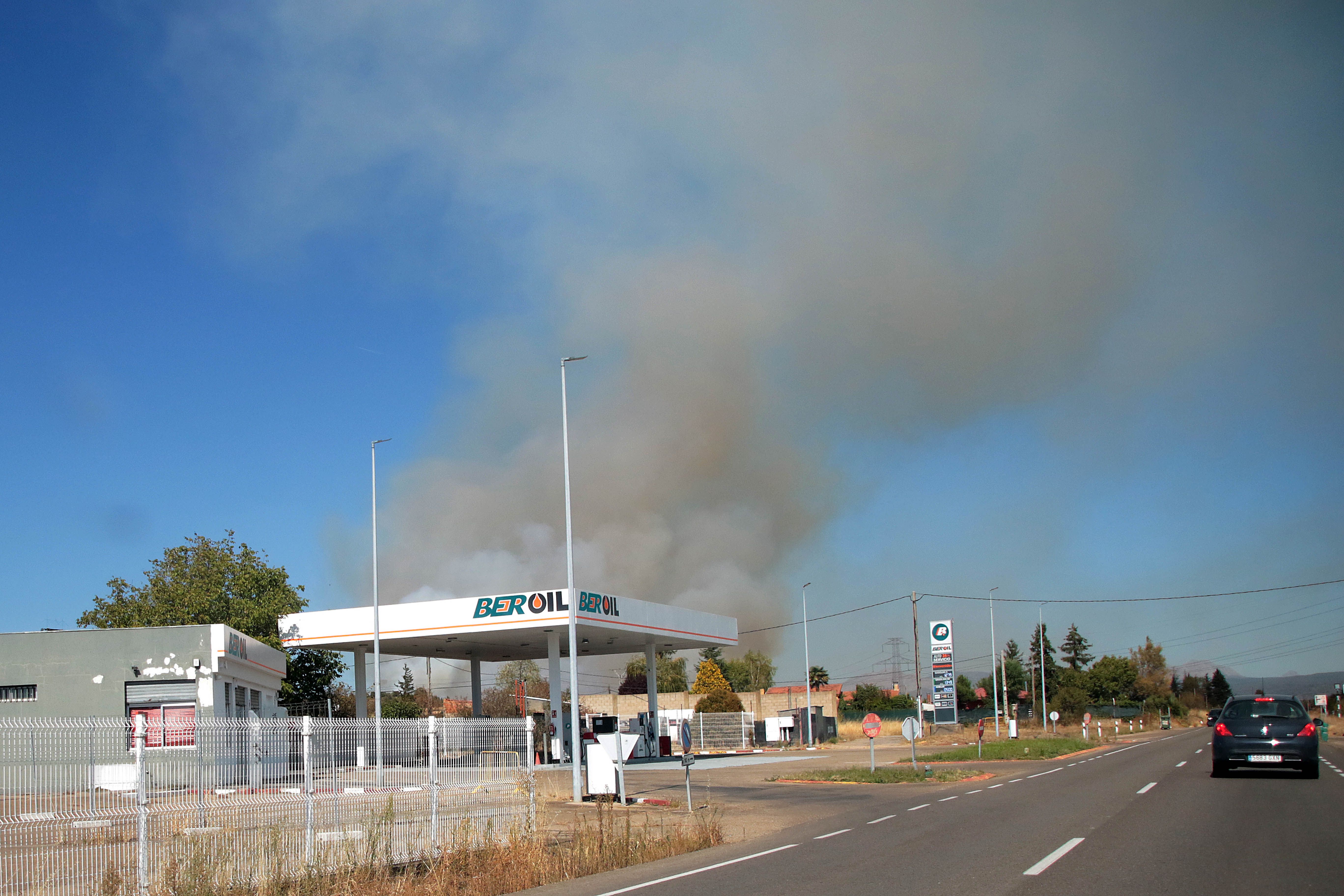 Incendio el pasado año, en septiembre, en el entorno de Villasinta, originado de forma accidental por un vecino con una radial. | PEIO GARCÍA (ICAL)