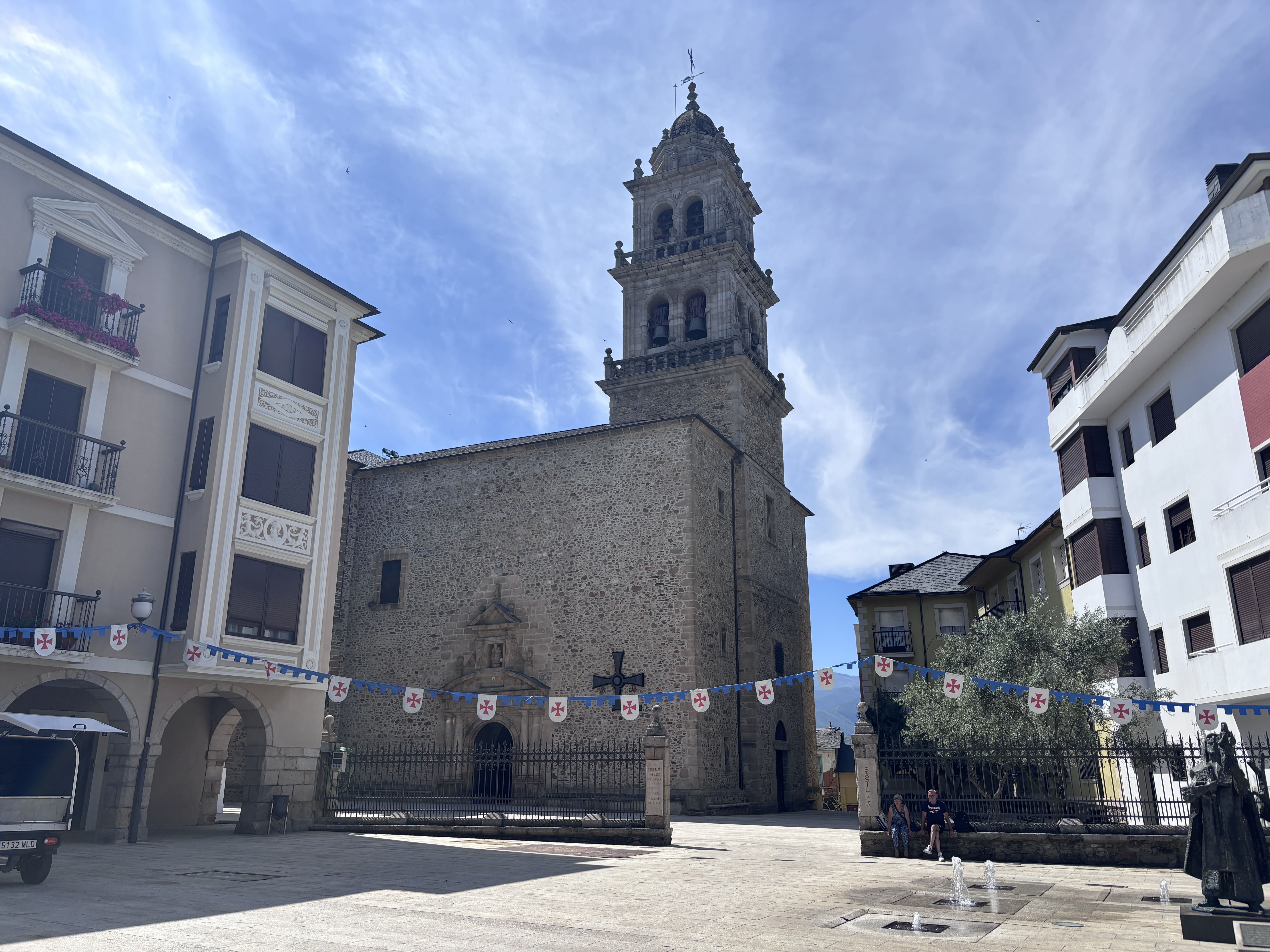 La basílica de la Encina se prepara para albergar el museo de arte sacro. | JAVIER FERNÁNDEZ