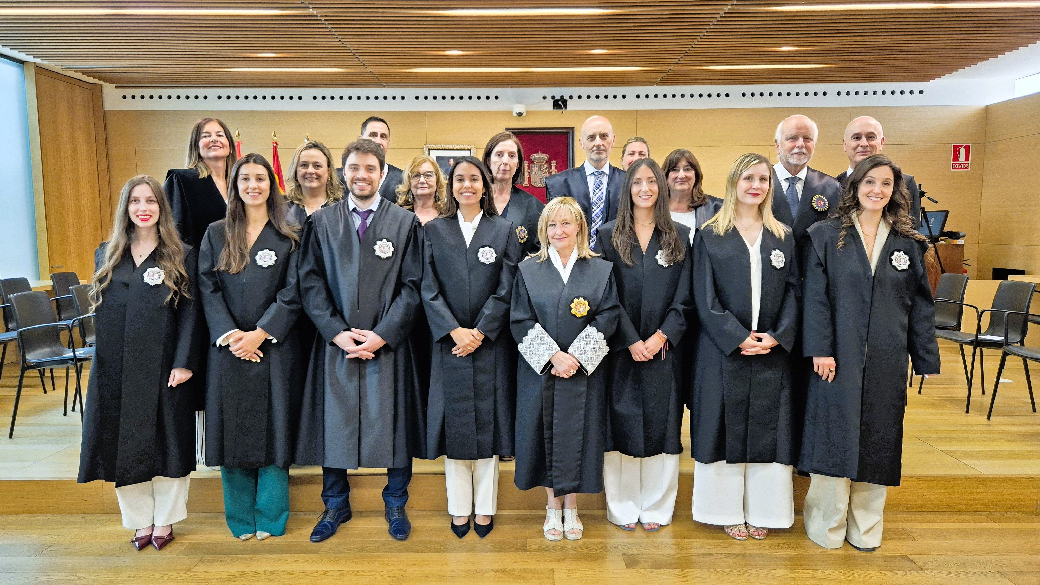 Siete jueces en prácticas de la 75ª promoción de la Carrera Judicial destinados en Castilla y León juraron este martes sus cargos. | ICAL