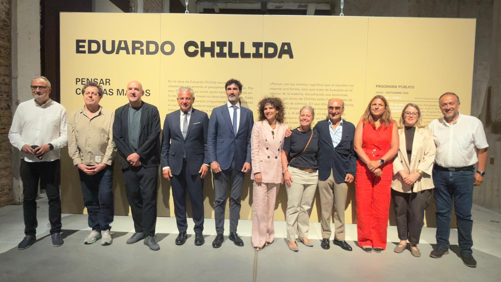 Diferentes cargos del PSOE se acercaron a visitar la exposición de Chillida.