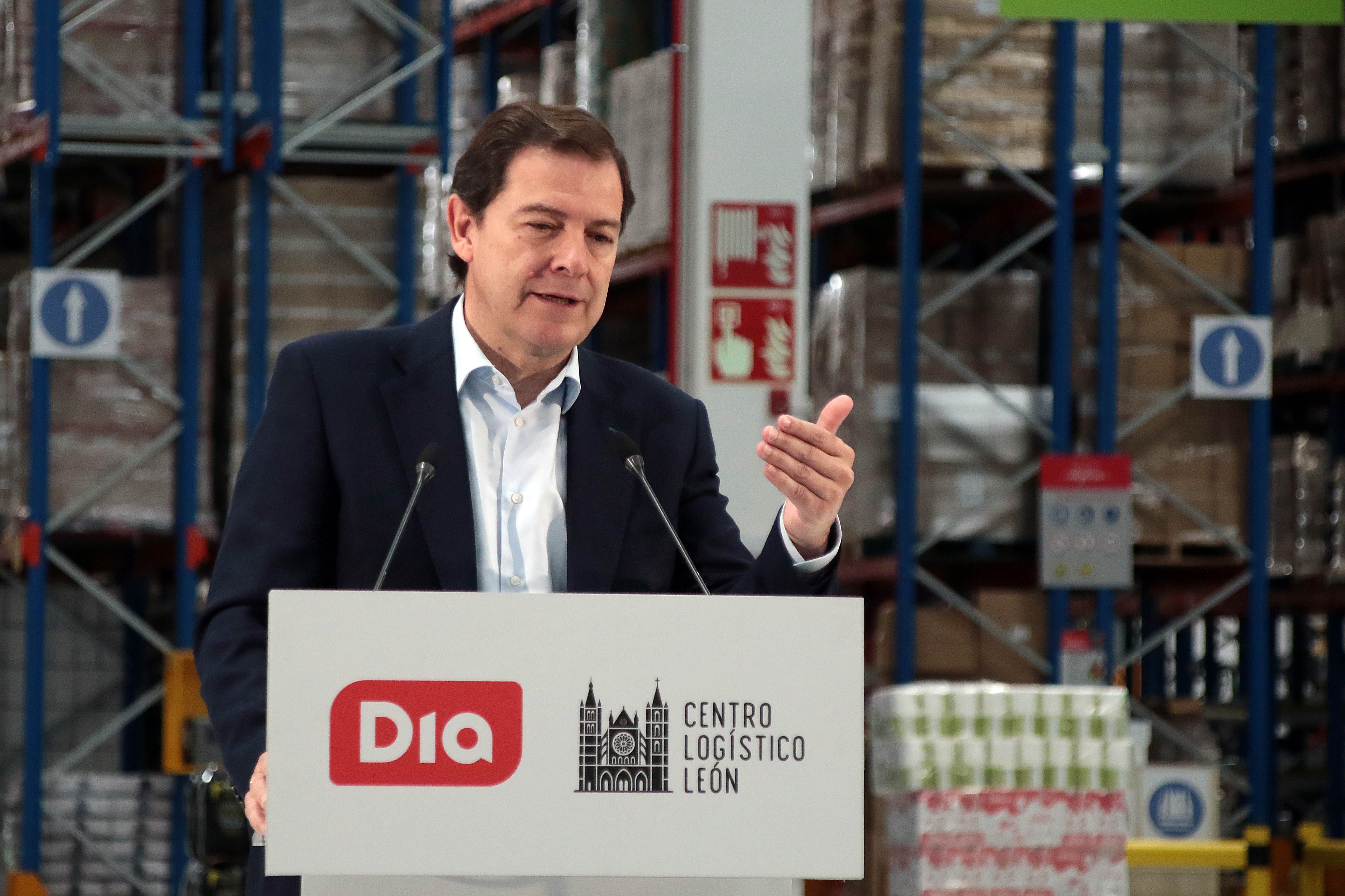 Mañueco presume del polígono de Villadangos como referente peninsular. |ICAL