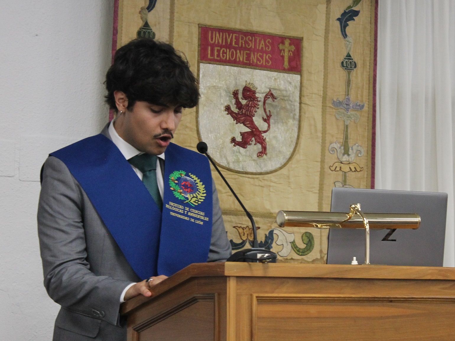 Graduación de Biológicas en la Universidad de León. | L.N.C. Graduación de Biológicas en la Universidad de León. | L.N.C.