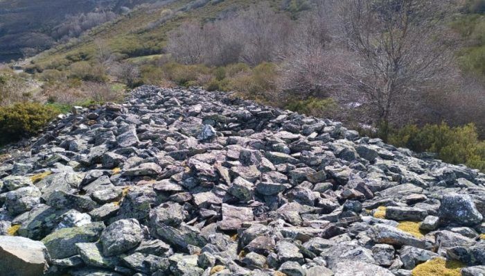 Mina romana El Real, en el municipio de Benuza. | La Fueya Cabreiresa