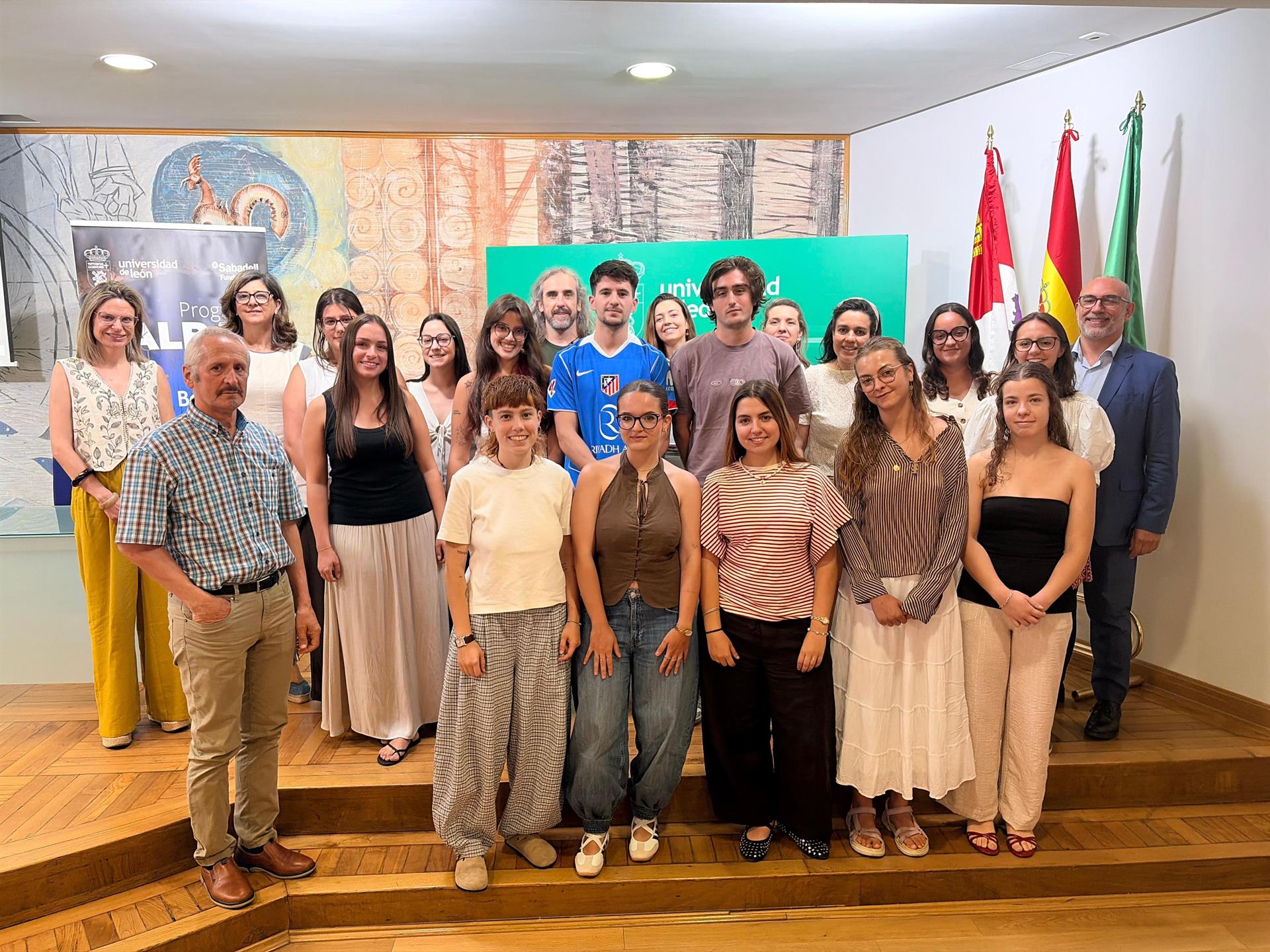 Trece estudiantes de la ULE llevarán al medio rural este verano proyectos de innovación tras obtener una de las becas Ralbar. | L.N.C.