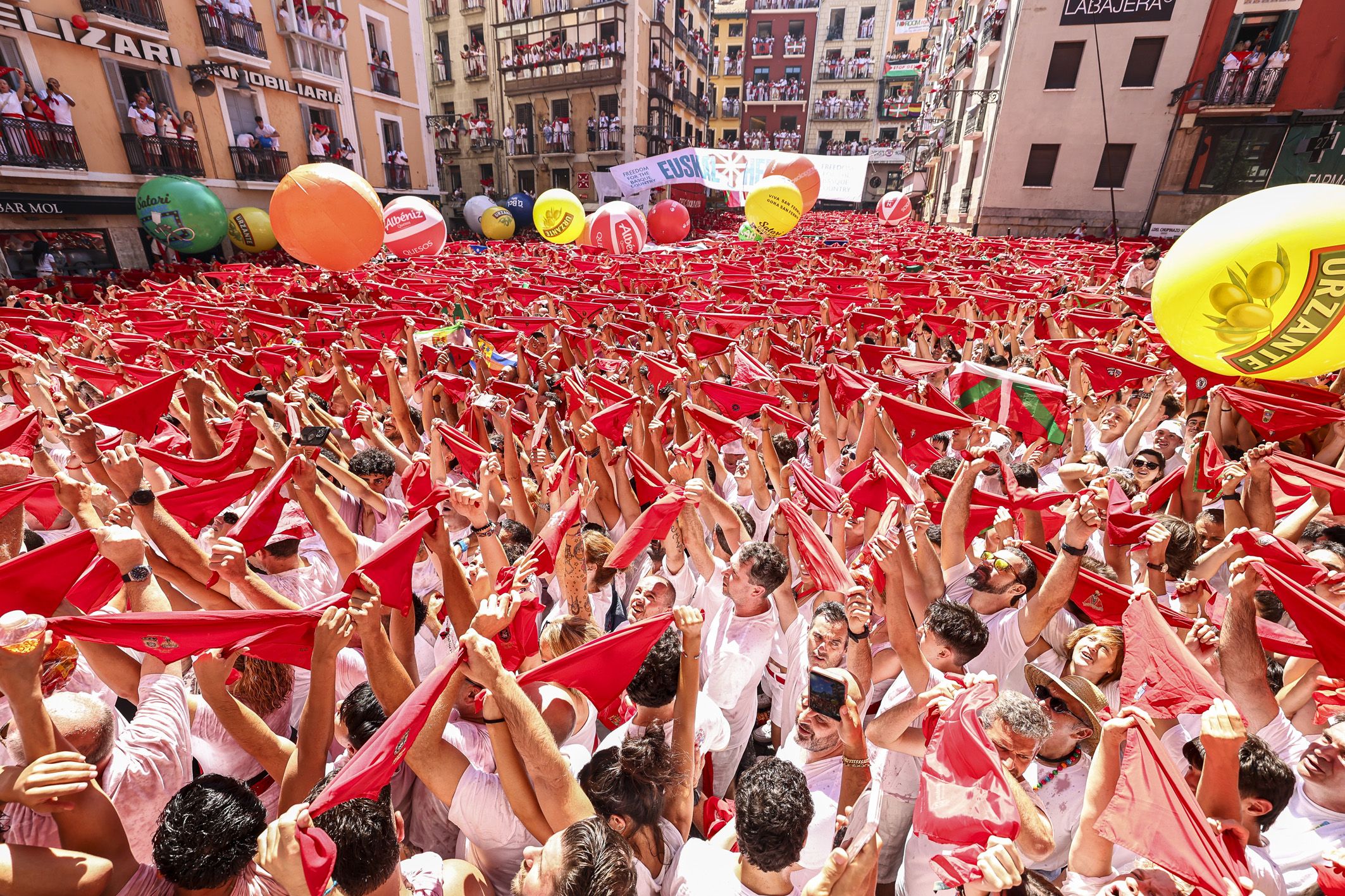 Chupinazo de San Fermín | M. ÁNGEL LAZO