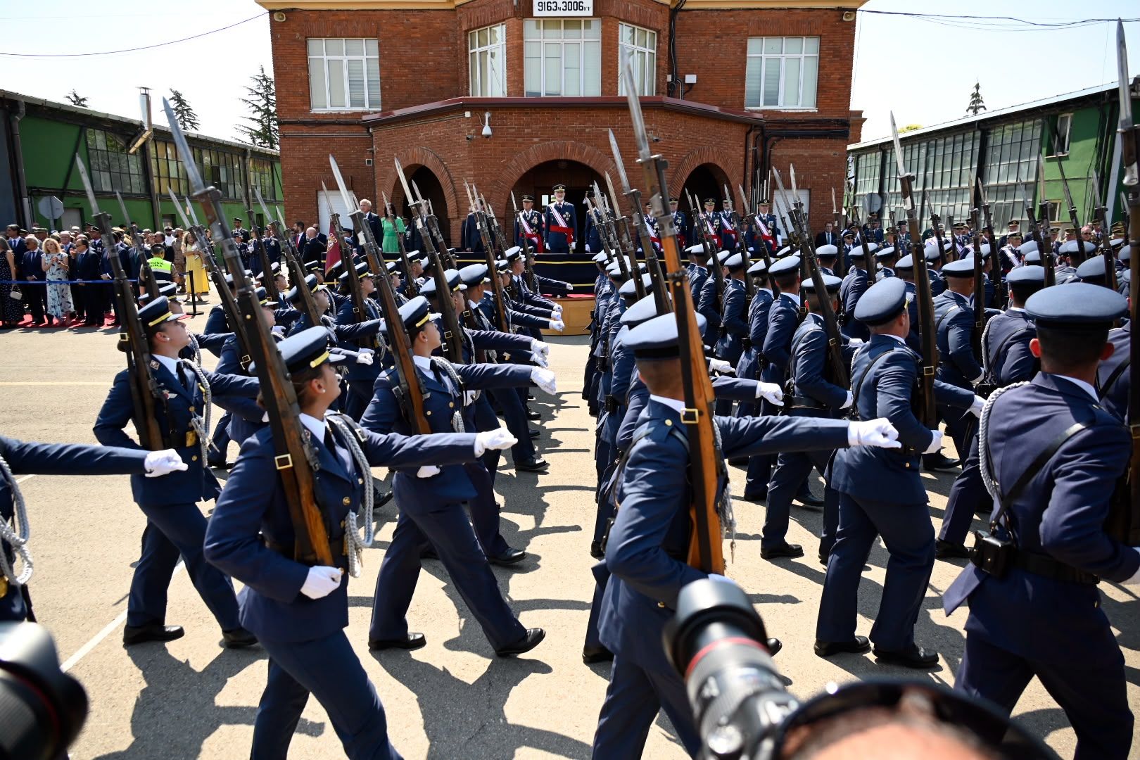 Graduación militar de los nuevos sargentos en la Academia Básica del Aire 