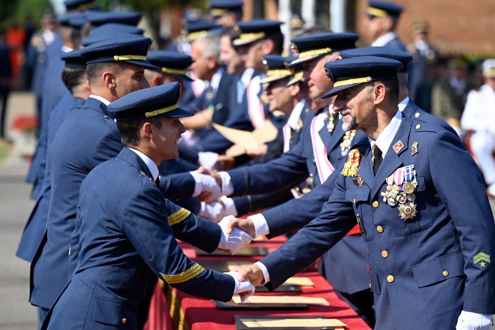  Graduación militar de los nuevos sargentos en la Academia Básica del Aire 