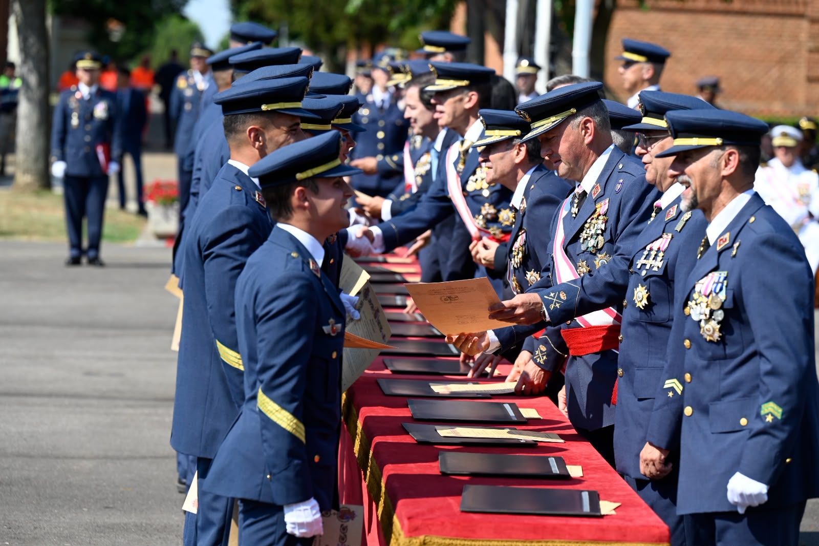  Graduación militar de los nuevos sargentos en la Academia Básica del Aire