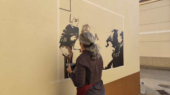 La artista María del Roxo en plena faena.MIHACALE