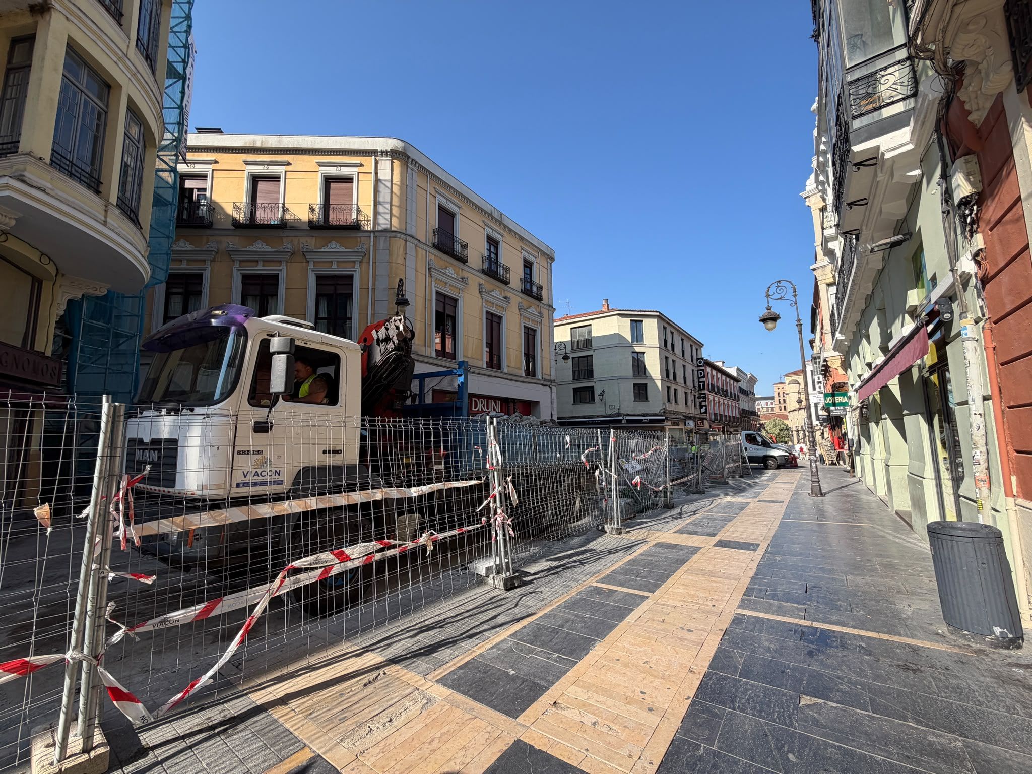 Renovación del pavimento en la calle Ancha | SAUL ARÉN