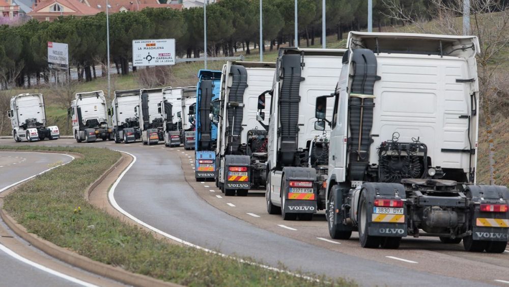 El transporte se reinventa para ganar en competitividad, eficiencia y sostenibilidad, impulsando nuevas oportunidades para empresas y ciudadanos. El transporte se reinventa para ganar en competitividad, eficiencia y sostenibilidad, impulsando nuevas oportunidades para empresas y ciudadanos.