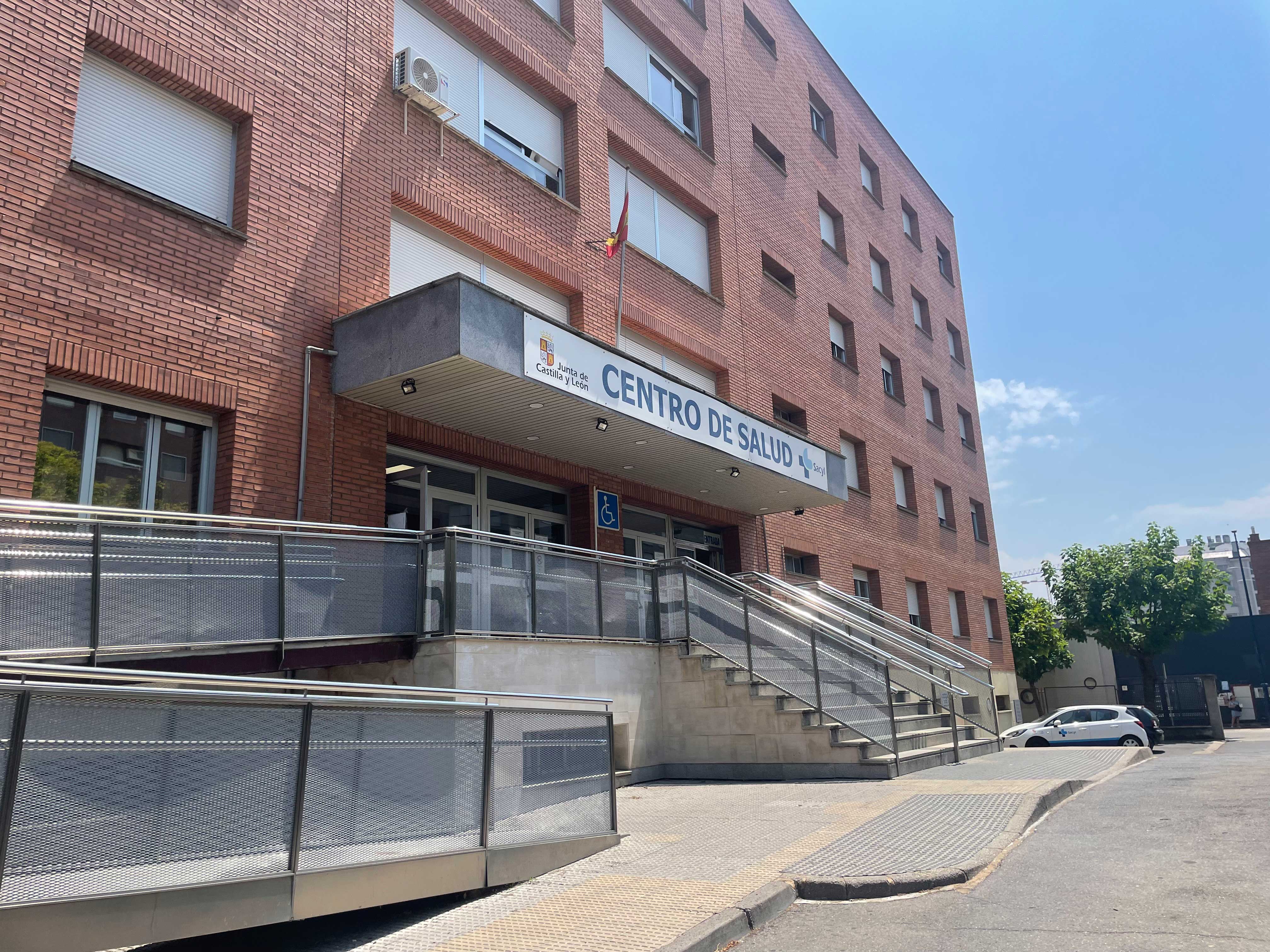 Centros de salud como el de José Aguado acogerán a futuros médicos en prácticas. | L.N.C.