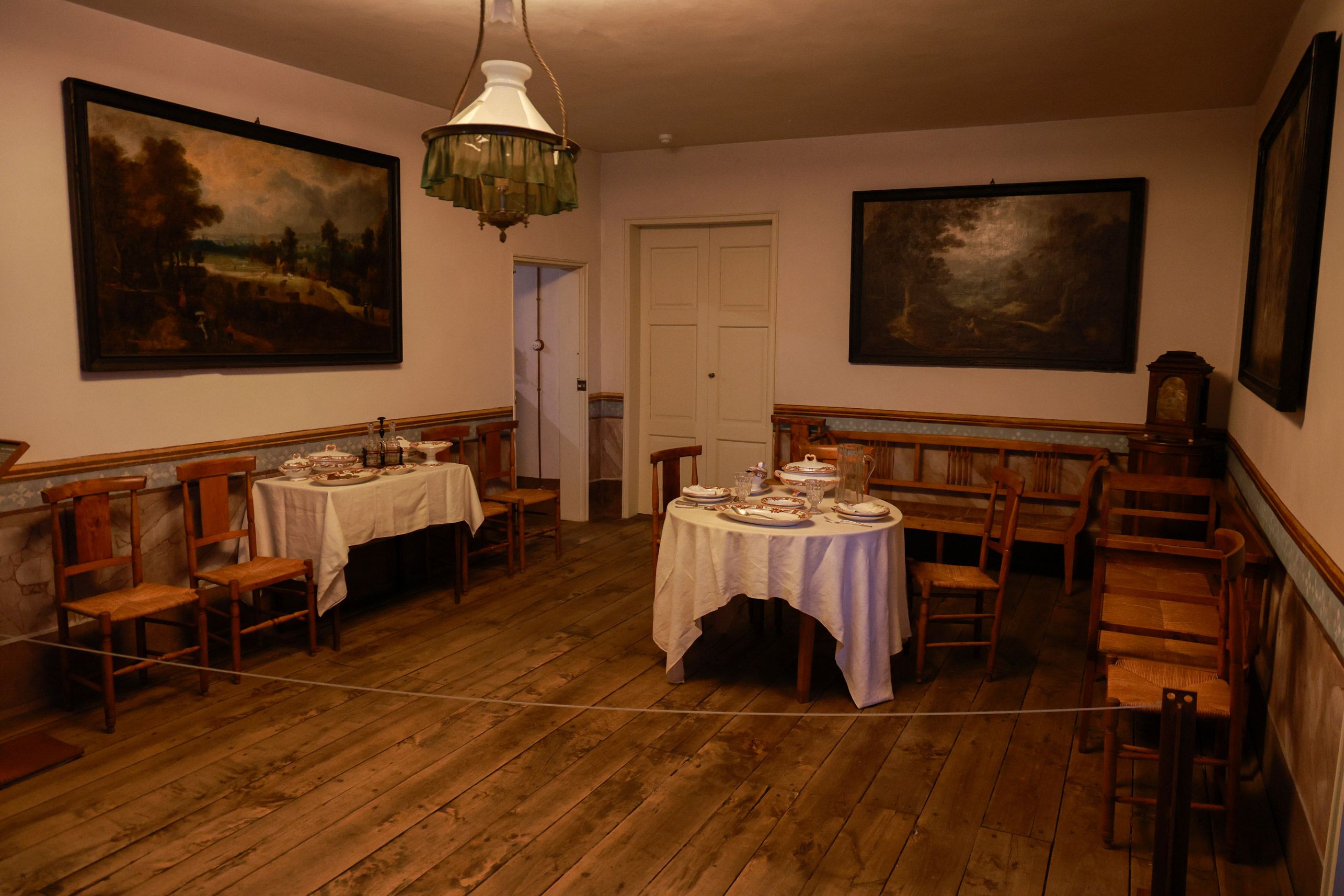 Una de las salas del Museo Sierra Pambley. | CAMPILLO (ICAL) Una de las salas del Museo Sierra Pambley. | CAMPILLO (ICAL)