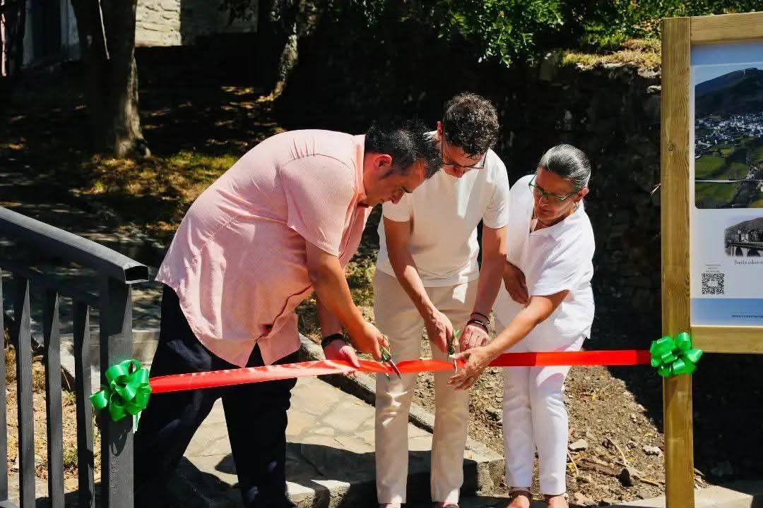 Inauguración de la ruta turística por el patrimonio de Caboalles de Abajo | L.N.C. Inauguración de la ruta turística por el patrimonio de Caboalles de Abajo | L.N.C.