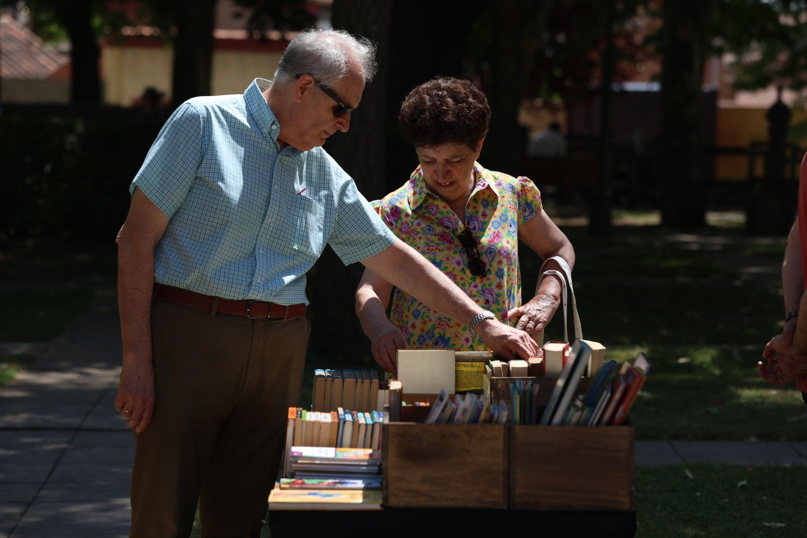 Libros y circo se adueñan de Coyanza. | FERNANDO OTERO