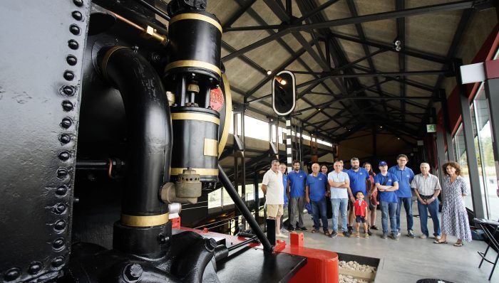 El último semáforo del Ponfeblino ya forma parte del Museo de la Energía. | CÉSAR SÁNCHEZ (ICAL)