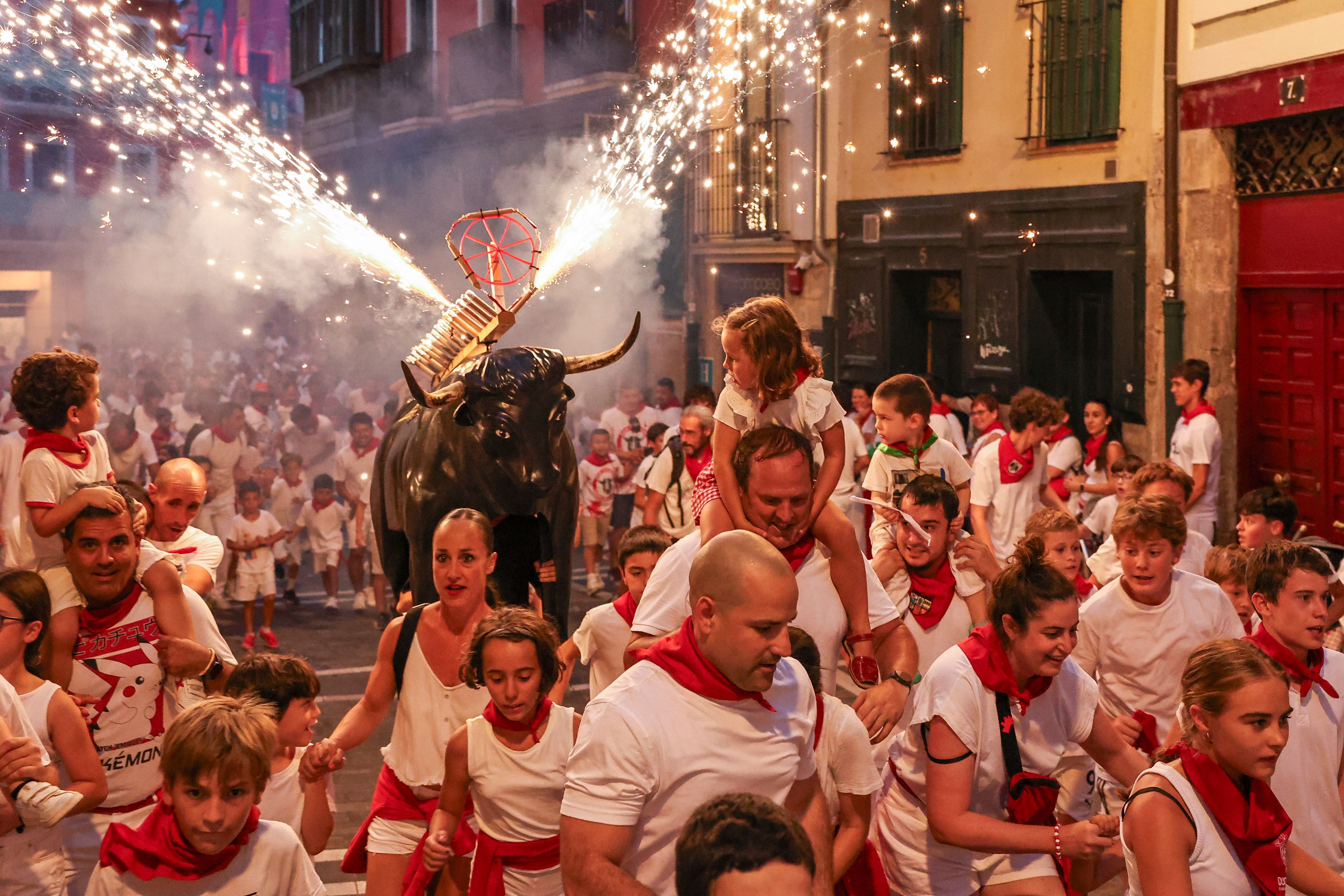 Los Sanfermines, capturados por un fotógrafo leonés. | MIGUEL ÁNGEL LAZO