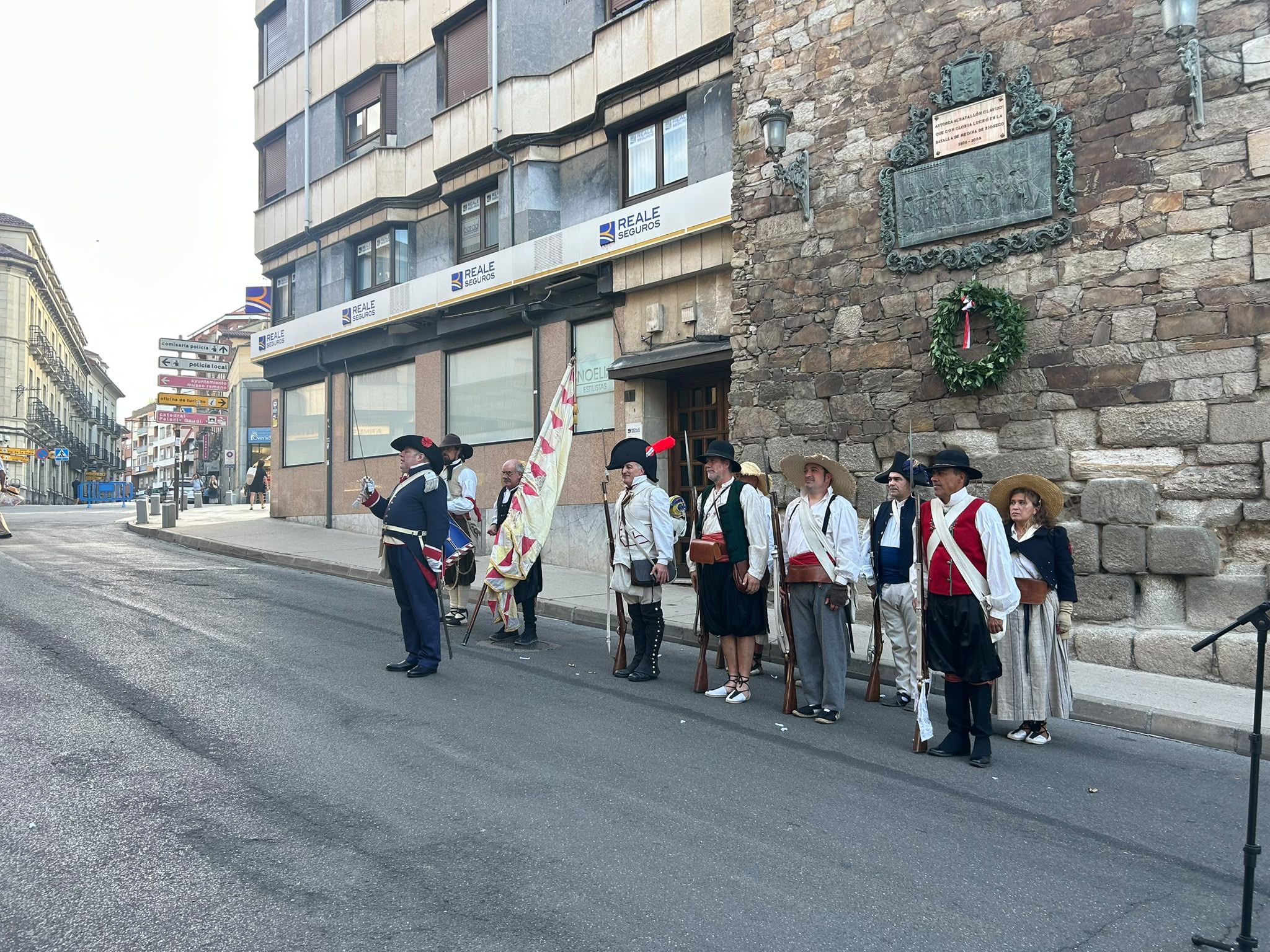 Homenaje celebrado este martes en Astorga a los 800 de Clavijo. | L.N.C.