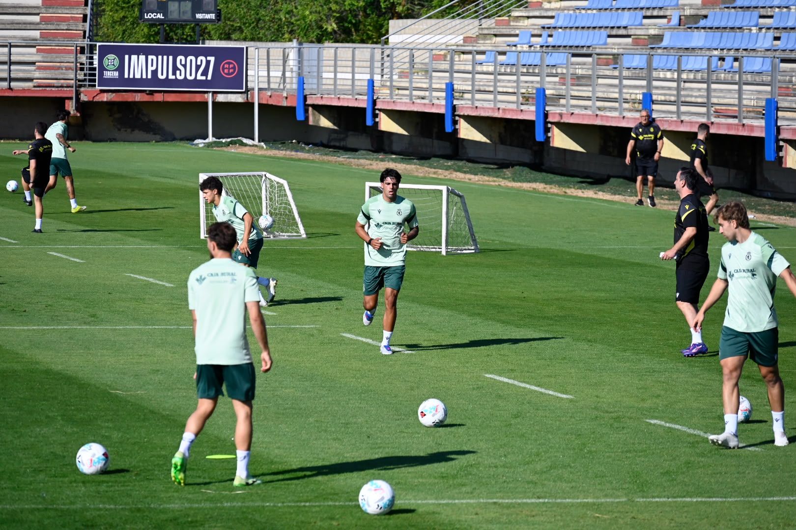 Primer entrenamiento de la Cultural (4)