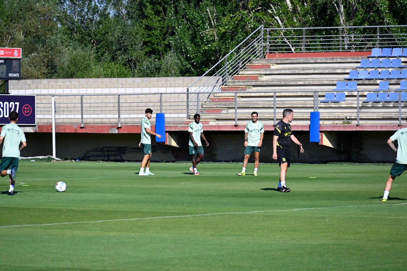 Primer entrenamiento de la Cultural (20)