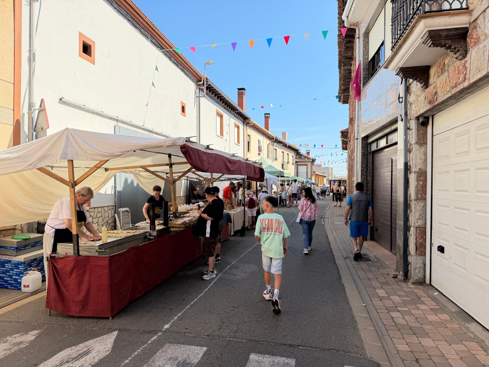 Feria del Ajo de Santa Marina del Rey. | SAÚL ARÉN