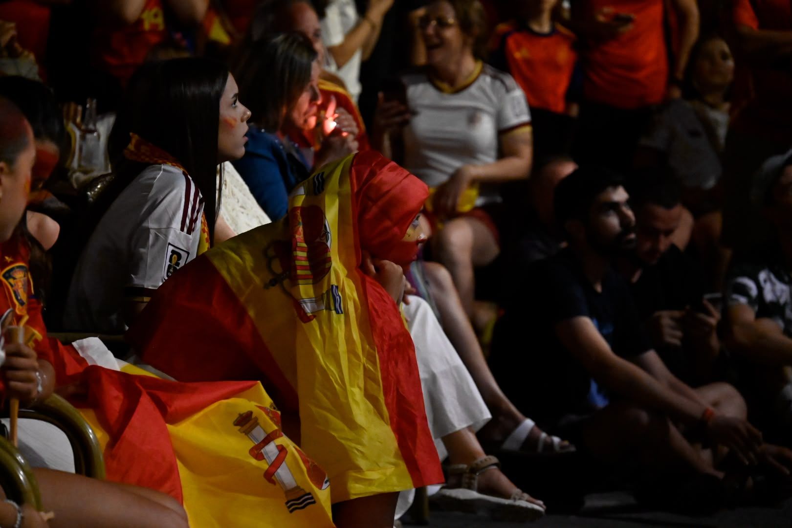 La final del Mundial llena de ambiente las calles de León