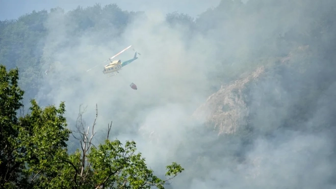 Después de 24 días de trabajos, el operativo dio por extinguido el fuego en el Valle de Sajambreeste domingo 19 de julio. EUROPA PRESS (2) Después de 24 días de trabajos, el operativo dio por extinguido el fuego en el Valle de Sajambreeste domingo 19 de julio. EUROPA PRESS (2)