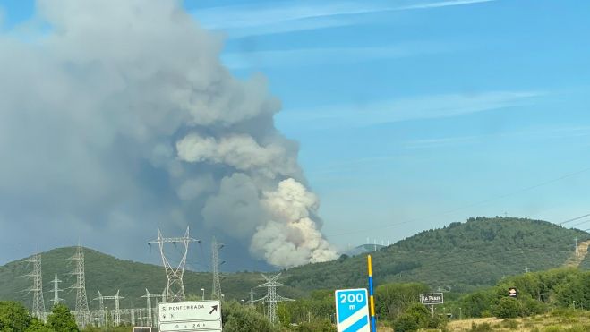 Vista del incendio de Villaverde.