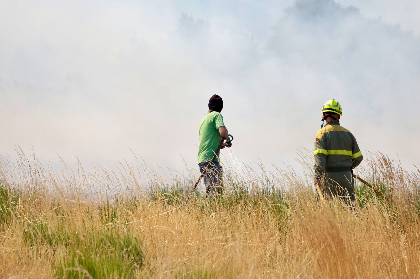 Incendio forestal de nivel dos en Murias de Ponjos 