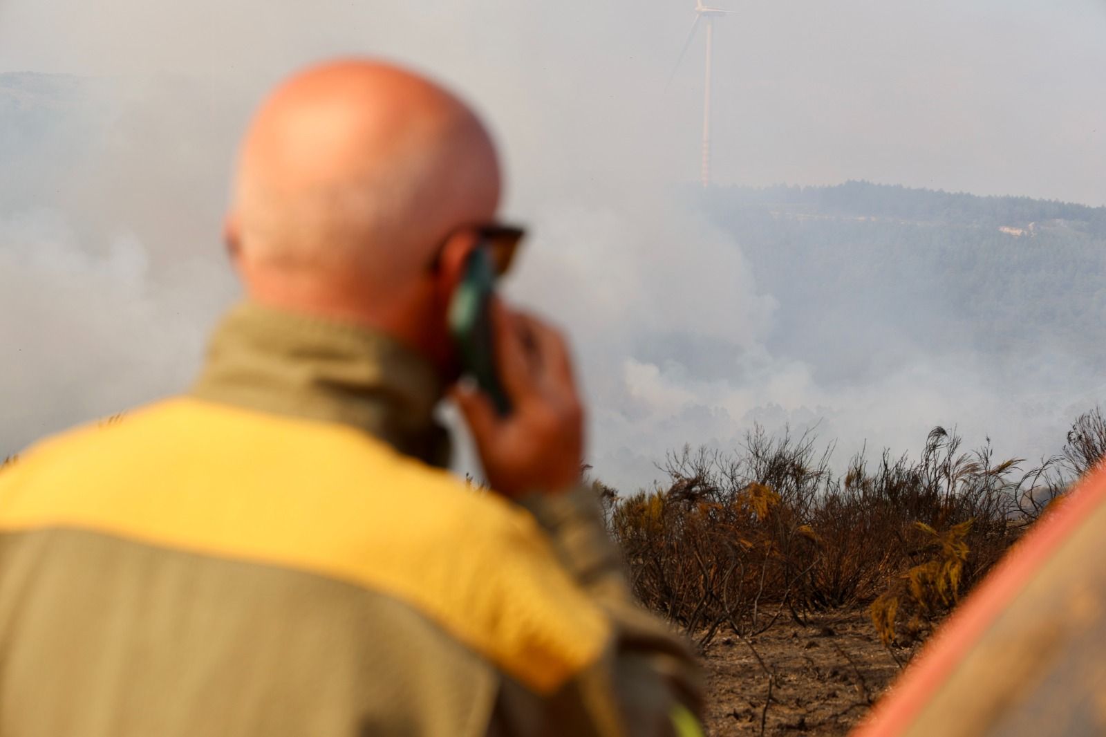 Incendio forestal de nivel dos en Murias de Ponjos 