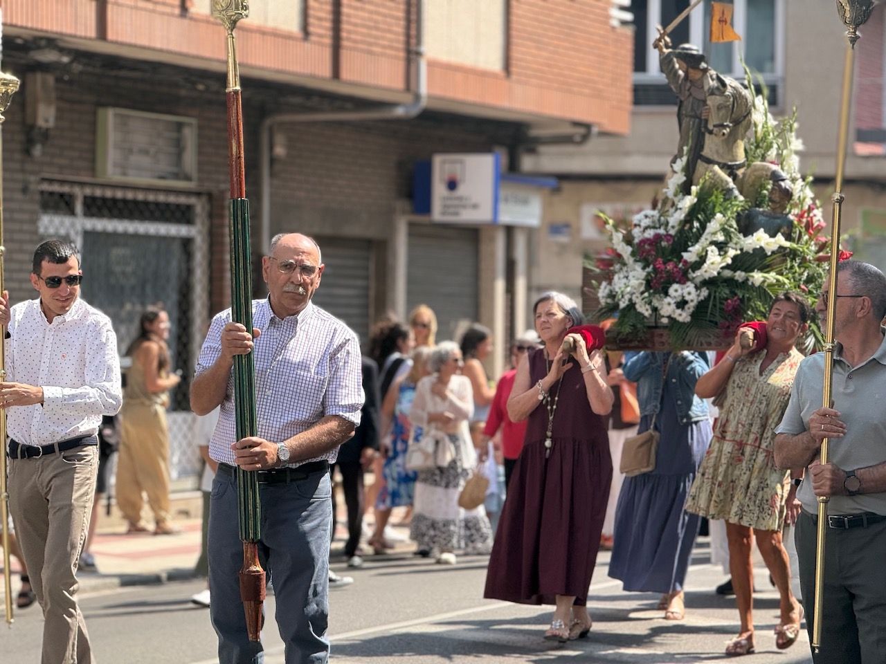Trobajo del Camino honra a Santiago Apóstol 