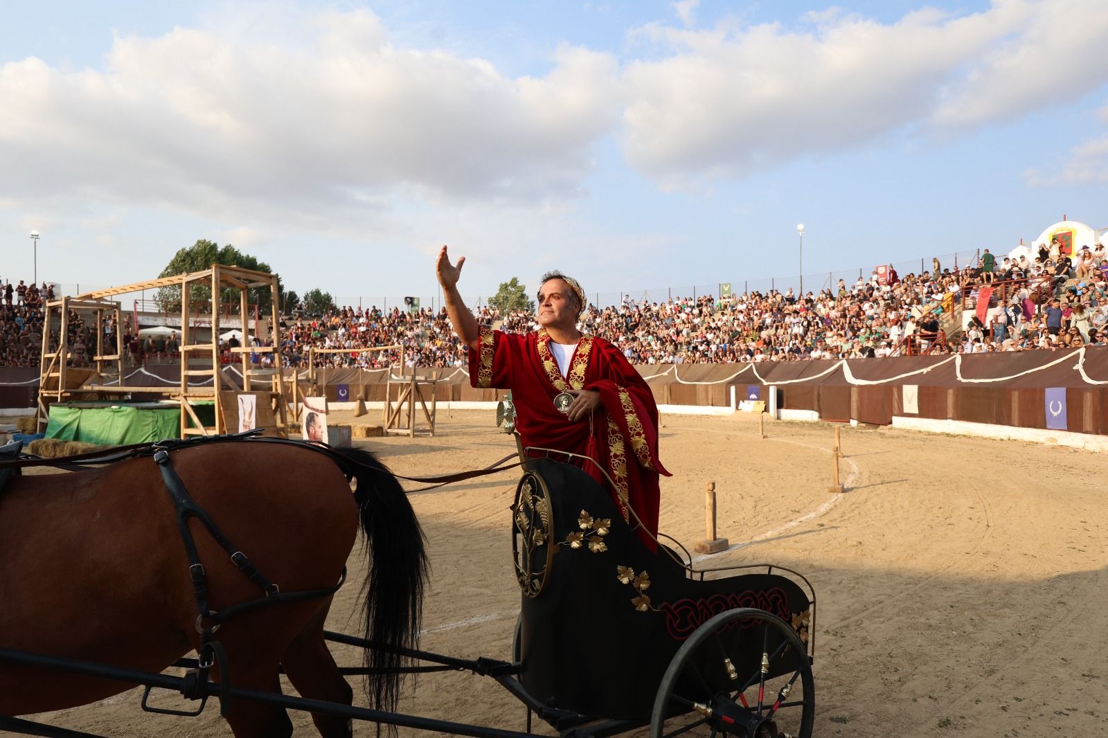 Circo de Astures y Romanos. | FERNANDO OTERO Circo de Astures y Romanos. | FERNANDO OTERO