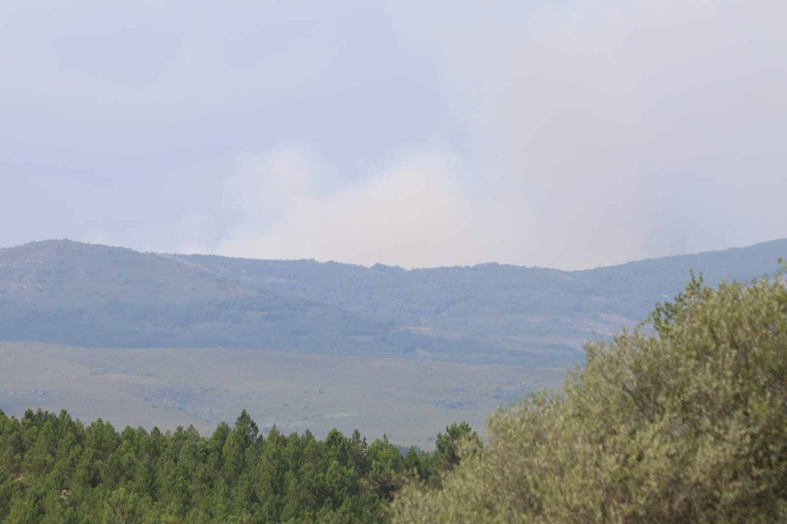 Incendio de nivel 2 en Murias de Ponjos | FERNANDO OTERO