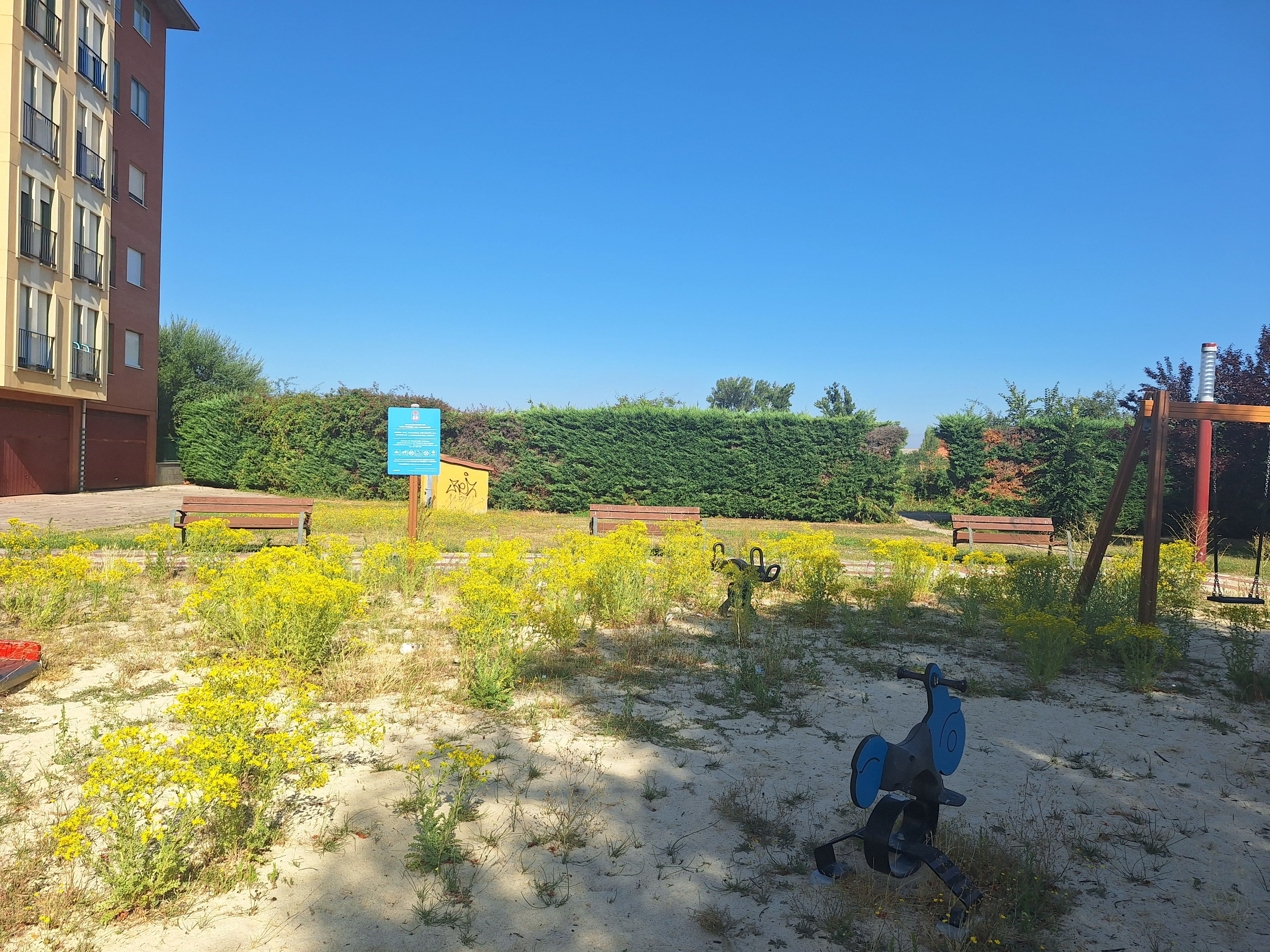 Estado actual del parque ubicado en la Calle Limonar de Cuba de San Andrés del Rabanedo