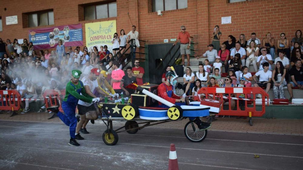 Carrera de camas de Santa María del Páramo del año pasado. | A. RODRÍGUEZ