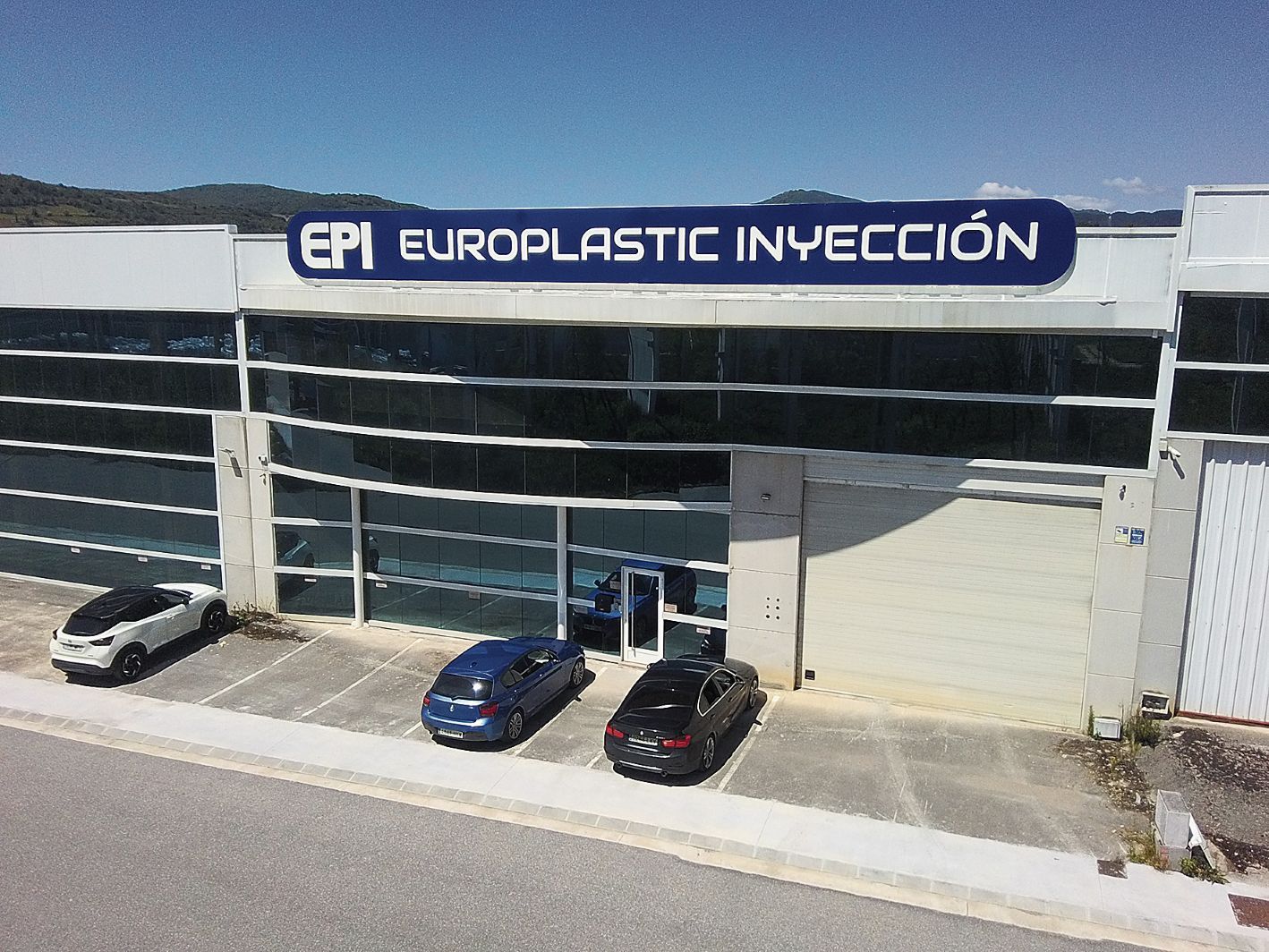 La empresa continúa con su tercera generación al frente. | EUROPLASTIC INYECCIÓN
