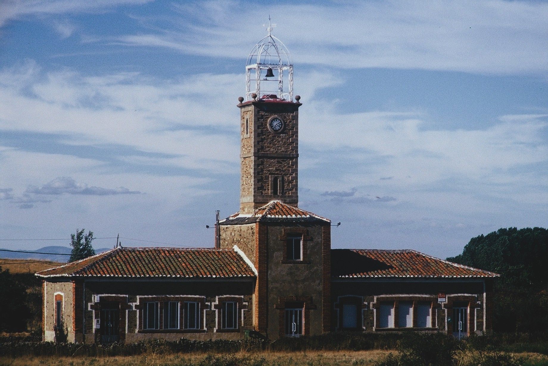 Escuela de Valdespino de Somoza, que funcionó como tal de 1926 a 1977. | L.N.C. Escuela de Valdespino de Somoza, que funcionó como tal de 1926 a 1977. | L.N.C.