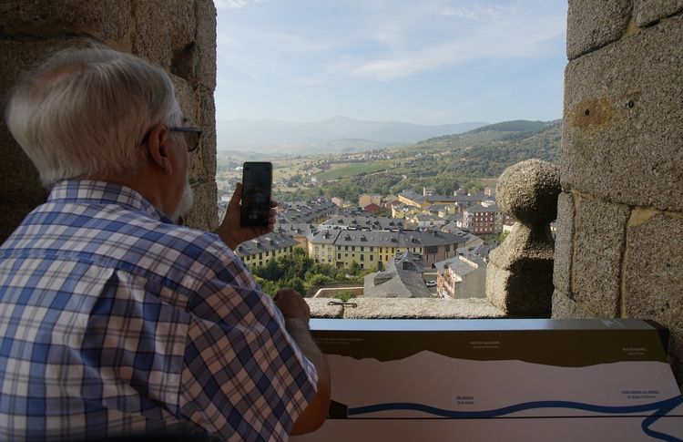 Una de las visitas más valoradas es al mirador de La Encina. | ICAL