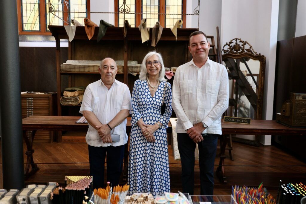 Miguel Ángel Cordero, experto en Sorolla, Blanca Pons Sorolla, historiadora, y José María Viejo, director general de Fundos.