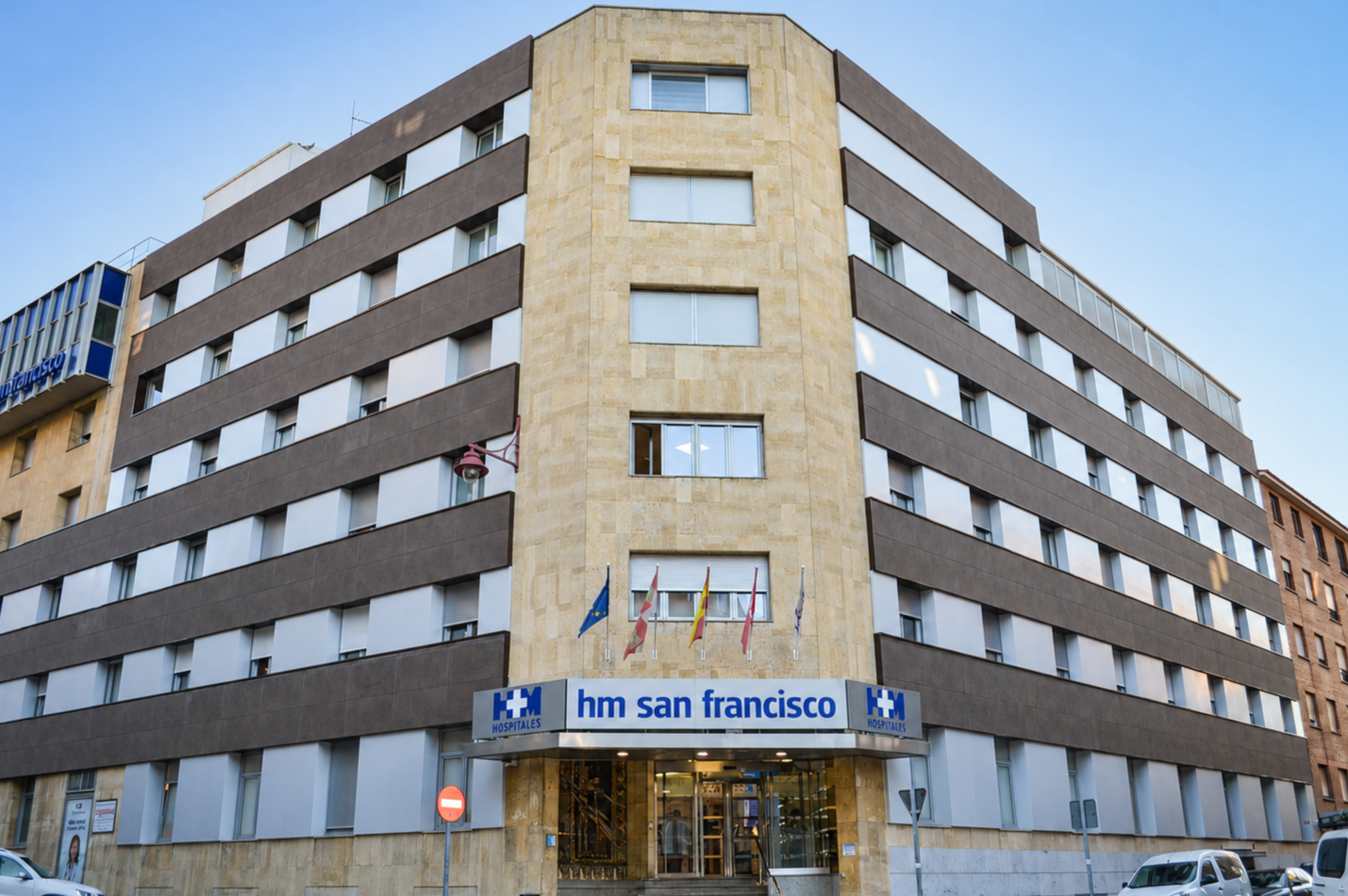 Fachada renovada del Hospital HM San Francisco de León. | L.N.C.