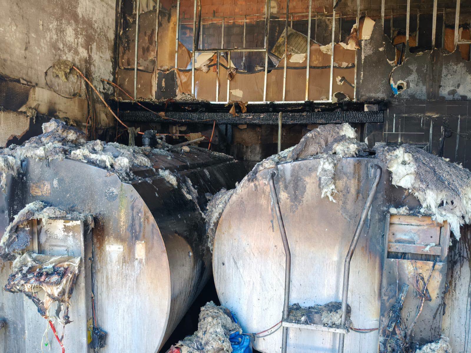 Imagen del estado de la casa de Algadefe tras el incendio. | L.N.C.