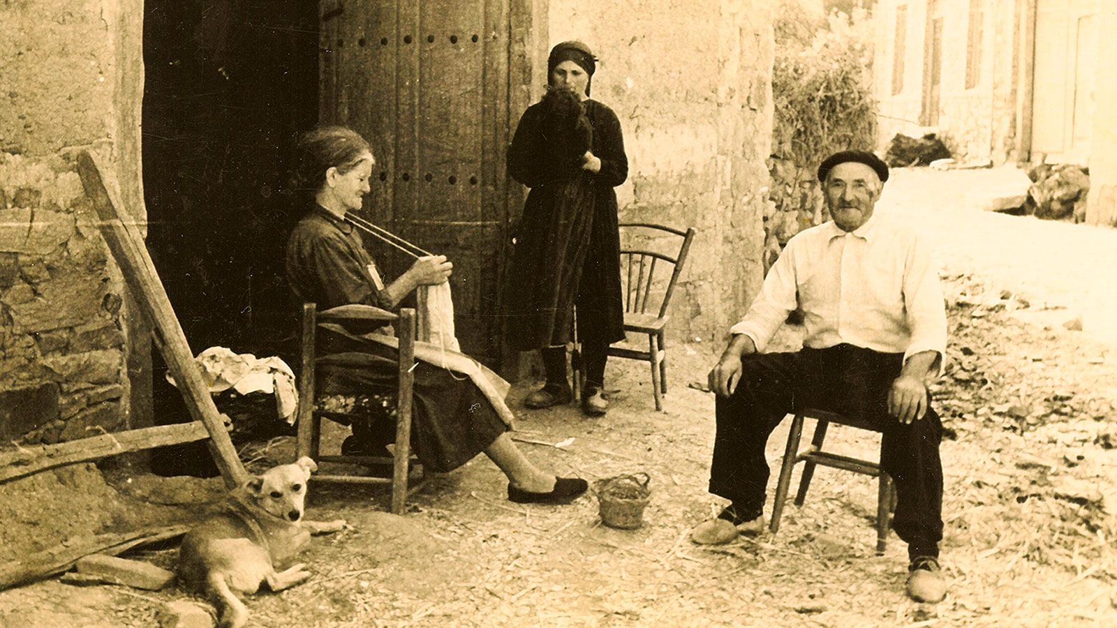 Una de las imágenes presentes en la exposición fotográfica de Villamejil.