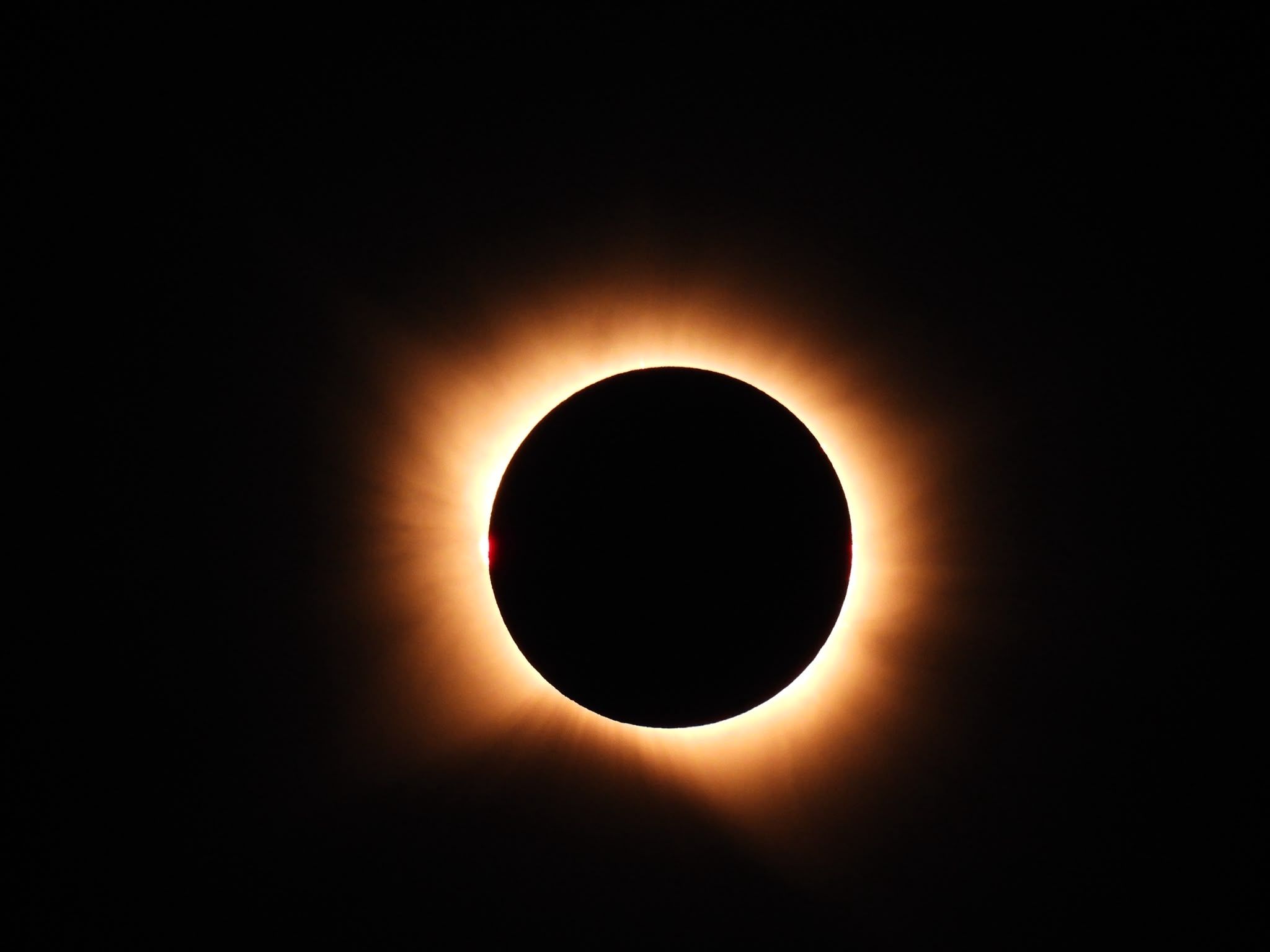 Así se vivió el eclipse total de sol desde la provincia de León. | SAÚL ARÉN Así se vivió el eclipse total de sol desde la provincia de León. | SAÚL ARÉN